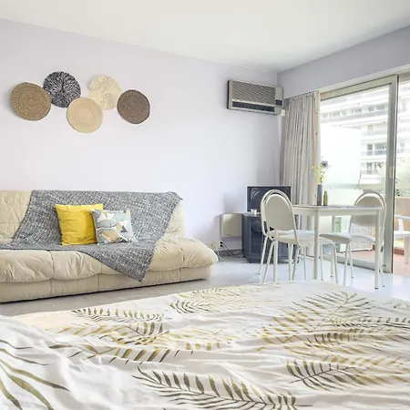 Azur Soleil Apartment *