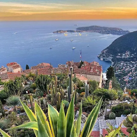 Azur Soleil Apartment *