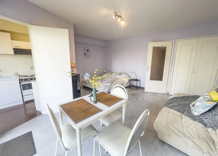 Azur Soleil Juan-les-Pins